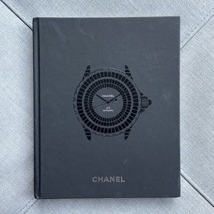 Chanel Vintage Deluxe Watch Book/Catalogue